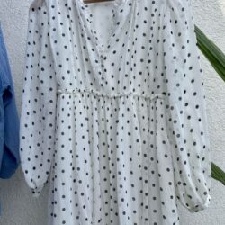 ZARA fekete-fehér pöttyös midi ruha