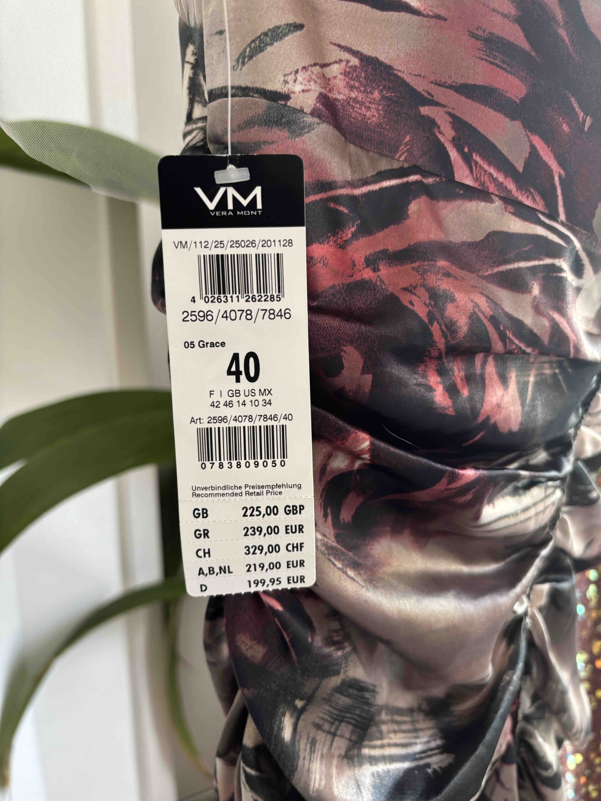 Exkluzív Vera Mont alkalmi ruha - Image 4